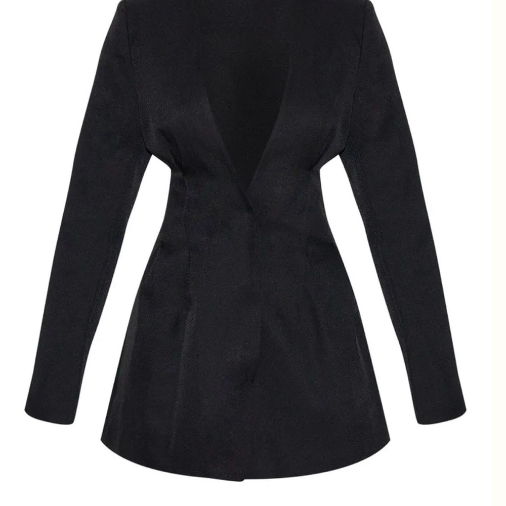 PrettyLittleThing Black Blazer